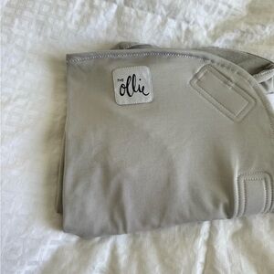 Like New Ollie Swaddle